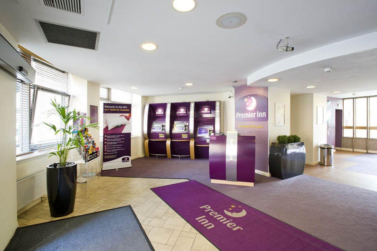 Premier Inn Glasgow City - George Square Exterior foto