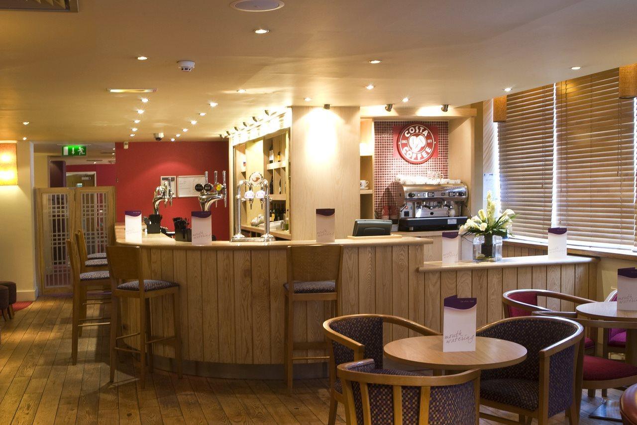 Premier Inn Glasgow City - George Square Exterior foto
