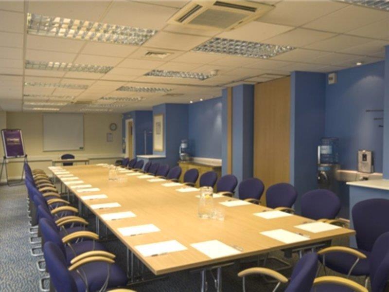 Premier Inn Glasgow City - George Square Exterior foto