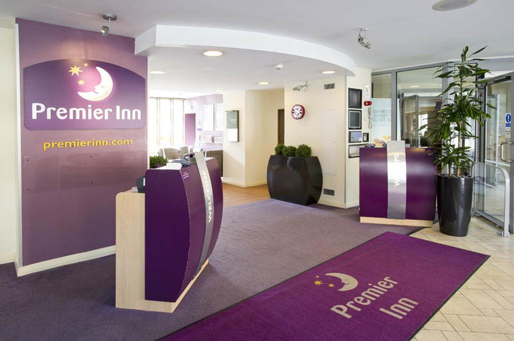 Premier Inn Glasgow City - George Square Exterior foto